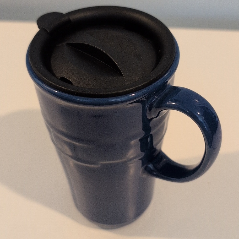 Longaberger Ceramic Woven Traditions Cornflower Blue Travel Mug With Lid - Picture 6 of 16